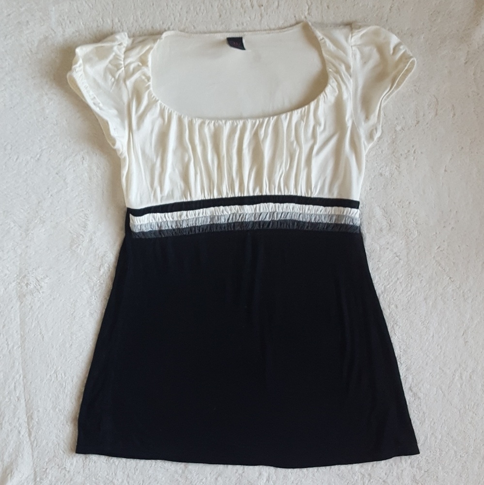NWOT Empire Waisted Shirt